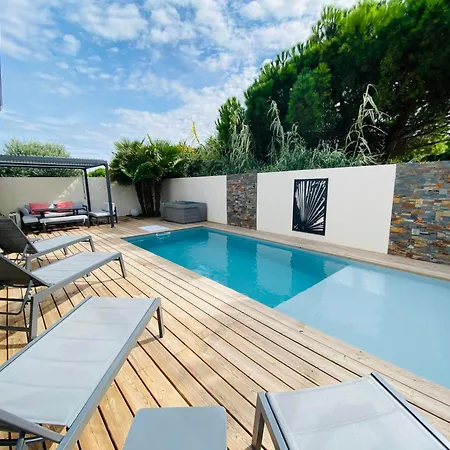 300m De La Mer, Piscine Et Casa vacanze *